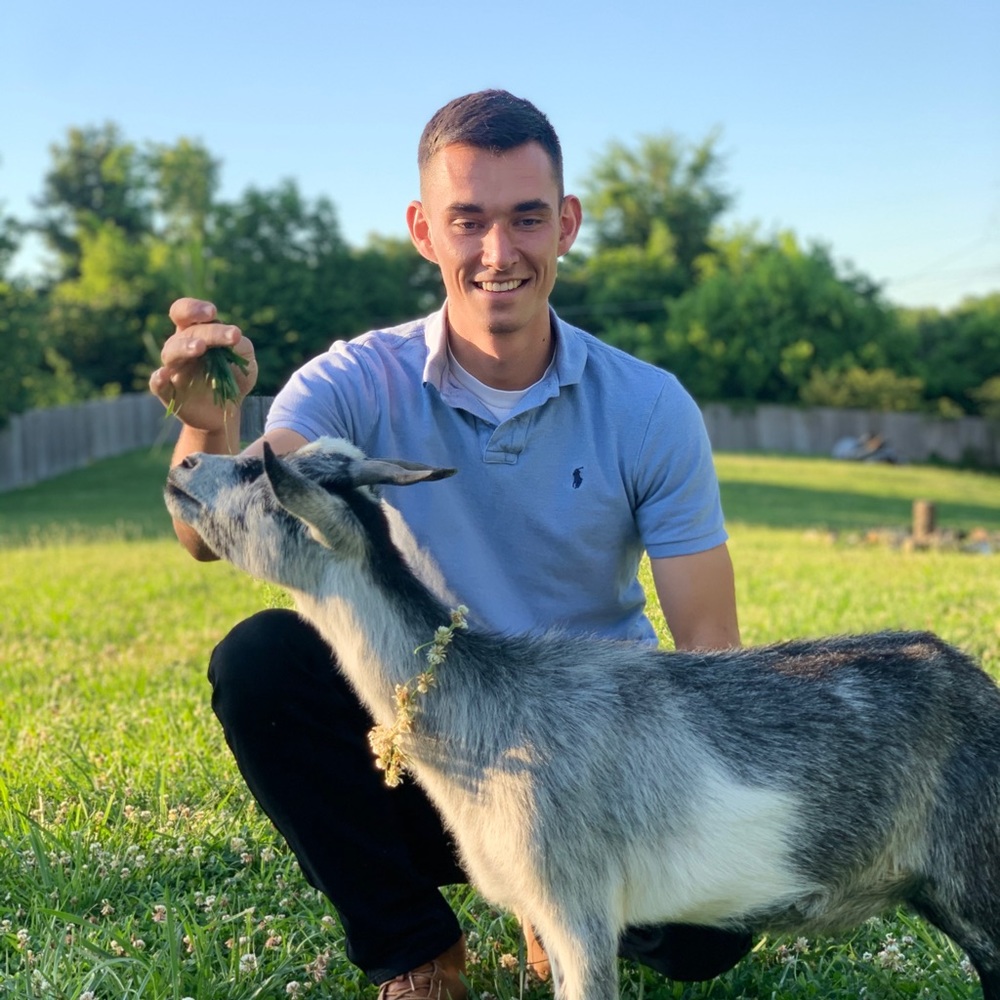 Meet your Posher, Daniel